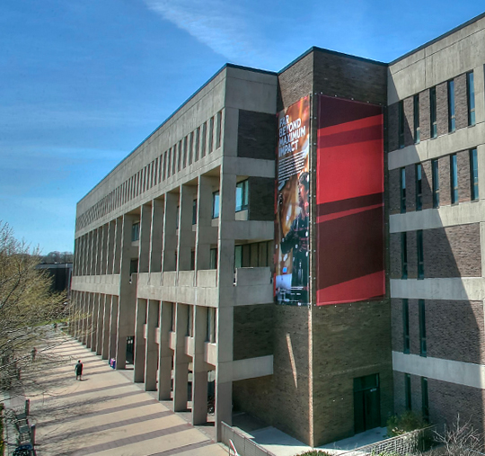 Frank melville jr. memorial library